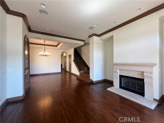323 13th Street, Huntington Beach CA: https://media.crmls.org/medias/80636e7b-2d2b-4ab3-b7fd-2deabd8d0a97.jpg