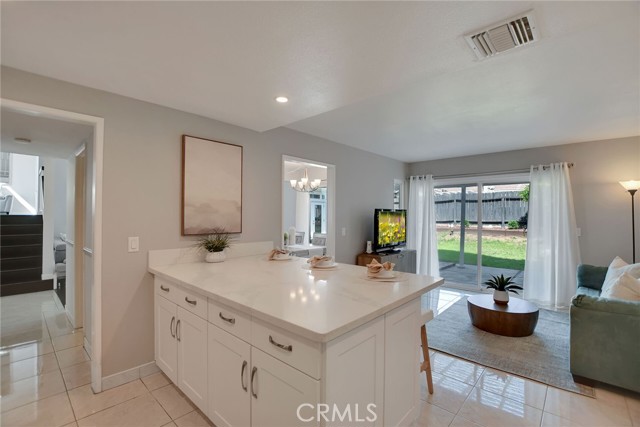 Detail Gallery Image 13 of 38 For 1161 Oakengate Dr, San Dimas,  CA 91773 - 4 Beds | 2/1 Baths