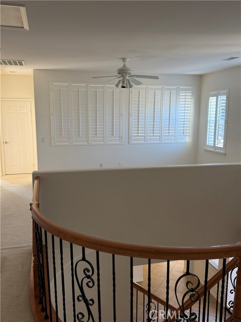 Detail Gallery Image 13 of 22 For 317 Commons Park Dr, Camarillo,  CA 93012 - 5 Beds | 3 Baths