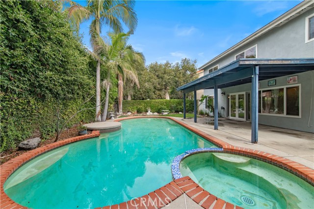 Detail Gallery Image 41 of 43 For 15305 Moulins Cir, Irvine,  CA 92604 - 4 Beds | 2/1 Baths