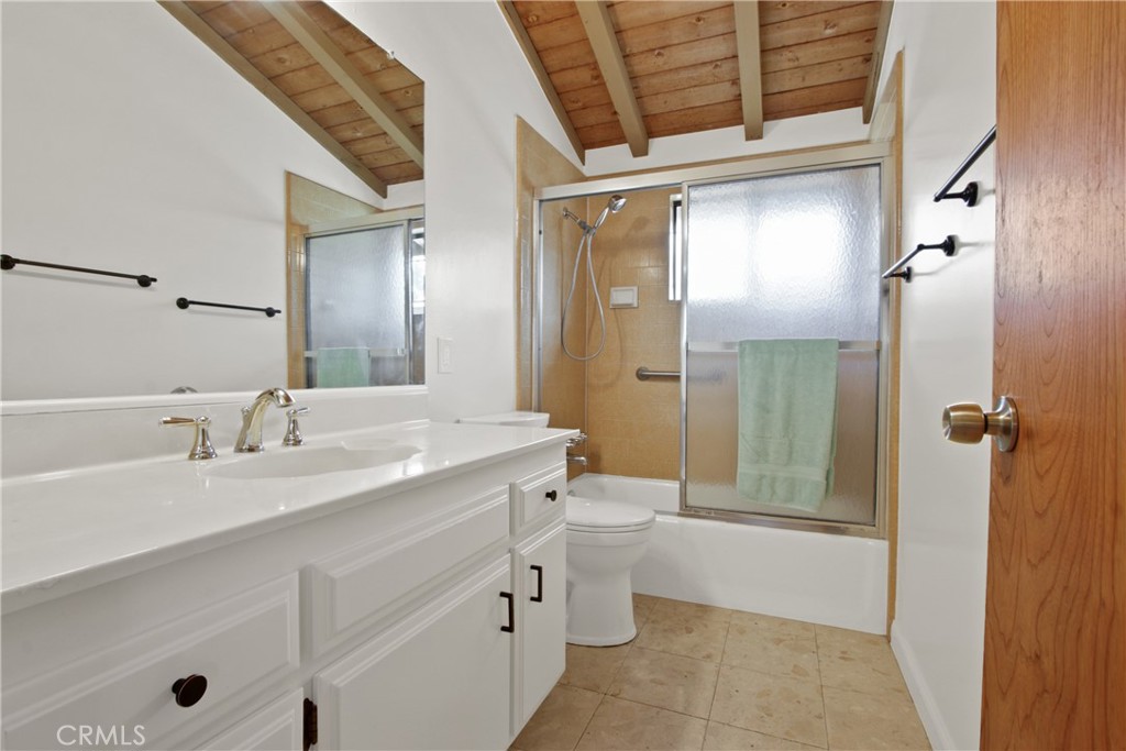 MLS #OC25247885 image #12