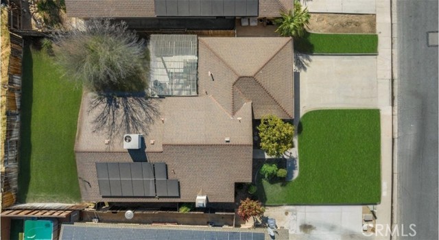 6708 Plaquemines Drive, Bakersfield CA: https://media.crmls.org/medias/80657311-4891-4fc7-89e5-3c7b62537ba2.jpg