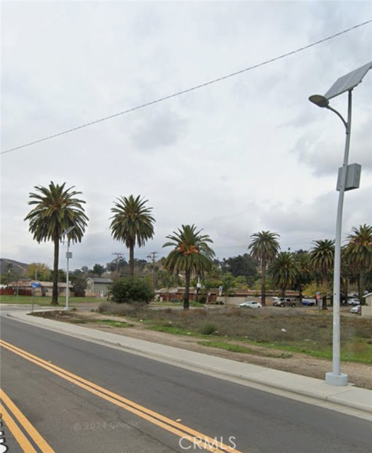 Detail Gallery Image 3 of 4 For 0 Lakeshore Dr, Lake Elsinore,  CA 92530 - – Beds | – Baths