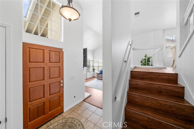 Detail Gallery Image 7 of 27 For 3218 Old Bridgeport Way, San Diego,  CA 92111 - 2 Beds | 2/1 Baths