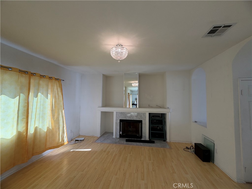 MLS #OC26164170 image #3