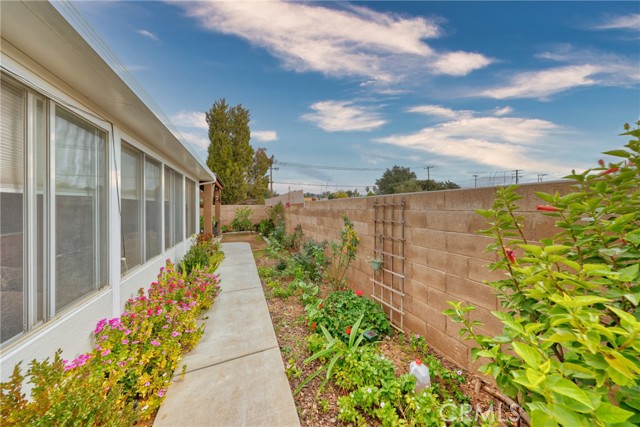 Detail Gallery Image 31 of 40 For 34291 Viewpoint Ct, Yucaipa,  CA 92399 - 4 Beds | 2 Baths