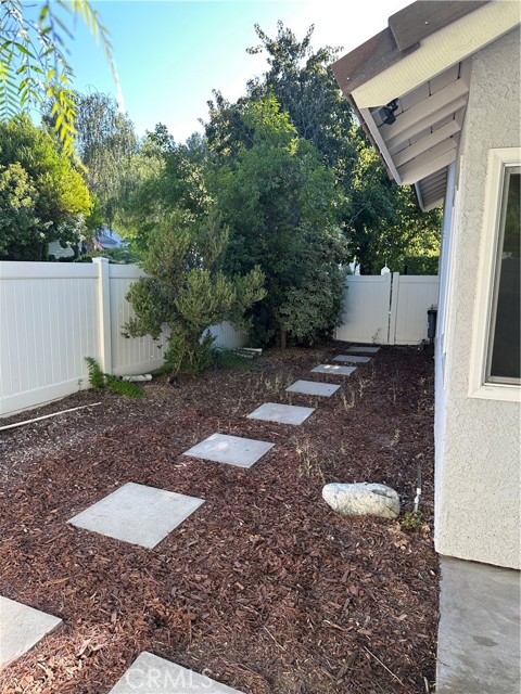 26702 Linnet Court, Canyon Country CA: https://media.crmls.org/medias/8067a417-fa20-4a23-9e1d-5ec231bfaaf6.jpg
