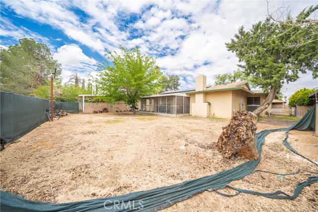 Detail Gallery Image 32 of 48 For 14215 Canterbury Dr, Victorville,  CA 92395 - 3 Beds | 2 Baths