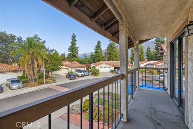 876 SAN PABLO Way, Duarte CA: https://media.crmls.org/medias/806917b9-ae3d-421f-8d61-f85cde990844.jpg