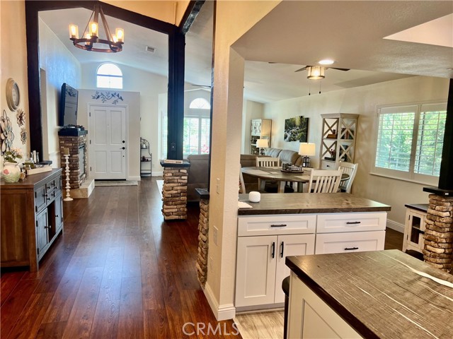 Detail Gallery Image 15 of 69 For 28870 Broken Arrow Cir, Menifee,  CA 92584 - 3 Beds | 2/1 Baths