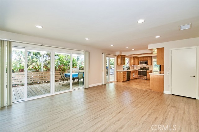 2108 Via Caliente, Fullerton CA: https://media.crmls.org/medias/806b01c6-85e4-480e-b45e-8bffca87bad1.jpg