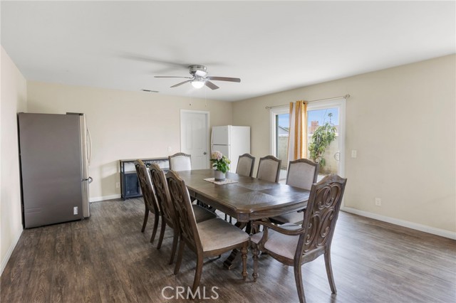 4950 N Treanor Avenue, Covina CA: https://media.crmls.org/medias/806d726e-d07a-4c5e-8b6d-371a3e66cd0e.jpg