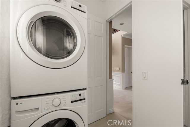 Detail Gallery Image 22 of 66 For 406 N Fairview, Burbank,  CA 91505 - 5 Beds | 4/1 Baths