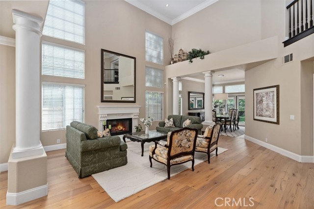 Detail Gallery Image 2 of 34 For 26121 Camino Largo, Mission Viejo,  CA 92692 - 5 Beds | 3/1 Baths