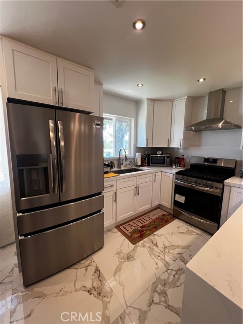 41060 158th E Street, Lake Los Angeles CA: https://media.crmls.org/medias/806ece1c-e659-42c4-a000-6ee735f71f78.jpg