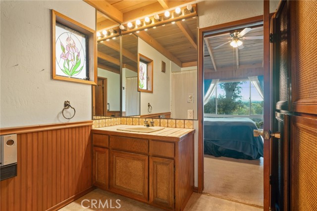 Detail Gallery Image 2 of 36 For 3771 Country Club Dr, Clearlake,  CA 95422 - 2 Beds | 1 Baths