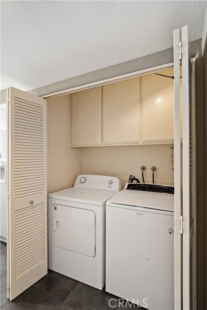 4313 Van Nuys Boulevard, Sherman Oaks CA: https://media.crmls.org/medias/806f4c10-c95a-4ee2-b480-947ee9c6433a.jpg