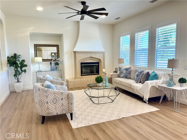 26480 Valley Oak Lane, Valencia CA: https://media.crmls.org/medias/806fd230-894d-4ab6-835a-6b7cbb125c3f.jpg