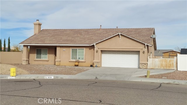 Detail Gallery Image 2 of 24 For 16124 Holly Ridge Ct, Victorville,  CA 92395 - 3 Beds | 2 Baths
