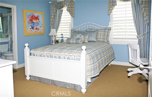 6386 Silent Harbor Drive, Huntington Beach CA: https://media.crmls.org/medias/80706252-9b4e-4058-bd0d-c4ab02975ba5.jpg