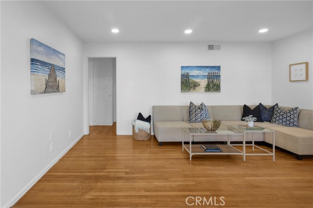 Detail Gallery Image 8 of 65 For 3691 Cortner, Long Beach,  CA 90808 - 3 Beds | 2 Baths