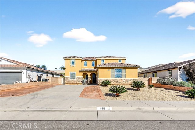 Detail Gallery Image 5 of 71 For 820 Genaro Dr, Perris,  CA 92571 - 4 Beds | 2/1 Baths