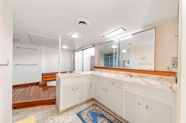 Detail Gallery Image 19 of 39 For 20827 E Mesarica Rd, Covina,  CA 91724 - 8 Beds | 6/1 Baths