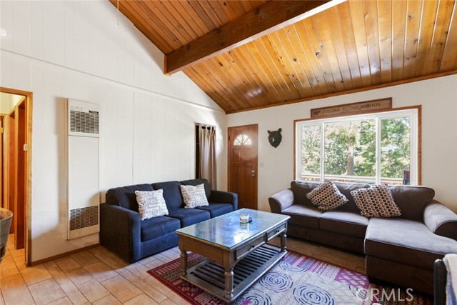 Detail Gallery Image 20 of 40 For 1207 Scenic Way, Rimforest,  CA 92378 - 3 Beds | 2 Baths