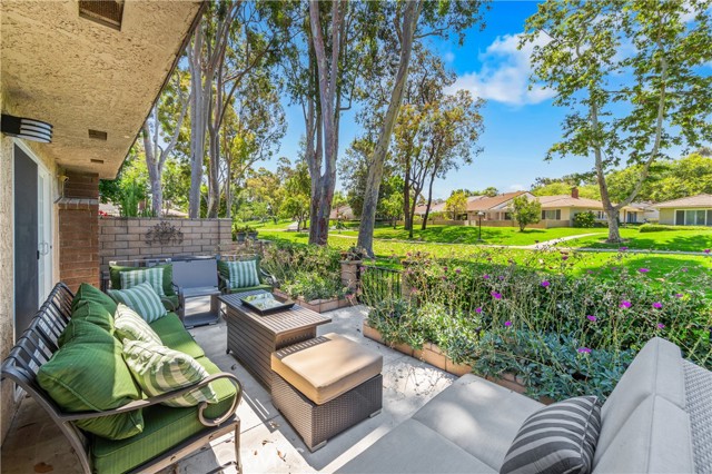 Detail Gallery Image 22 of 27 For 17294 Citron, Irvine,  CA 92612 - 2 Beds | 2 Baths