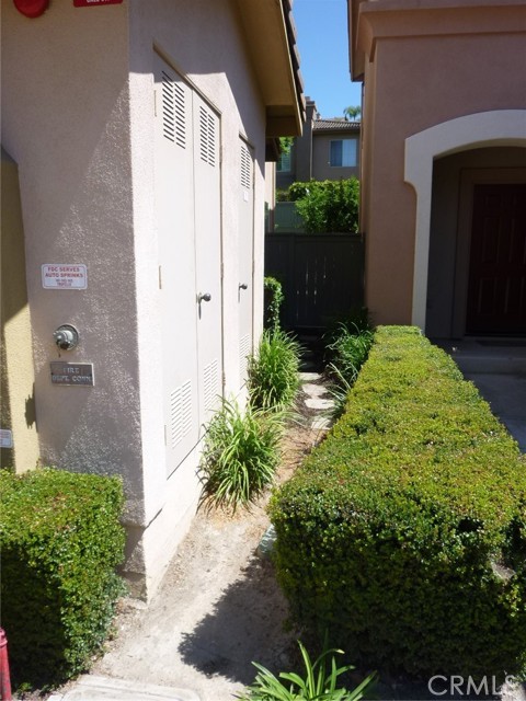 Detail Gallery Image 45 of 46 For 141 Trofello Ln, Aliso Viejo,  CA 92656 - 2 Beds | 2/1 Baths