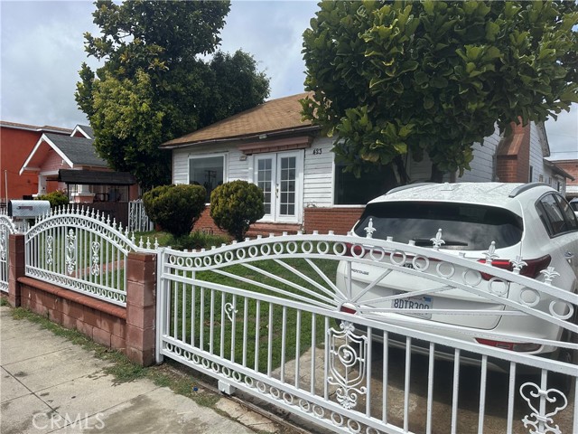 423 Esther Street, Long Beach, California 90813, 3 Bedrooms Bedrooms, ,2 BathroomsBathrooms,Single Family Residence,For Sale,Esther,DW24077880