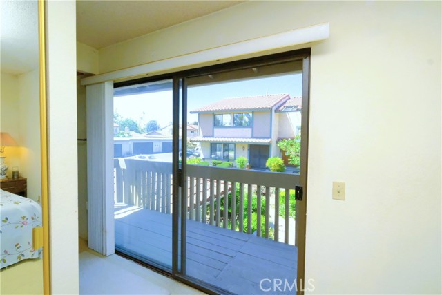 5132 Aspen Drive, Montclair CA: https://media.crmls.org/medias/8075baa9-5245-4bf2-bfd1-5d256d424ad8.jpg