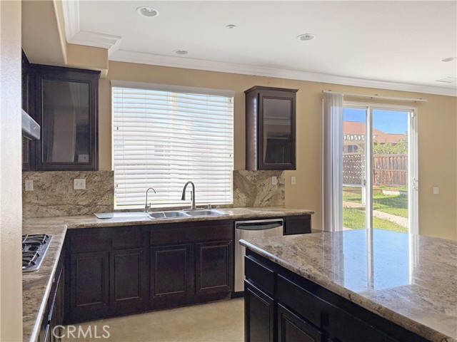 Detail Gallery Image 15 of 46 For 9549 Calico Trl, Riverside,  CA 92508 - 4 Beds | 4 Baths