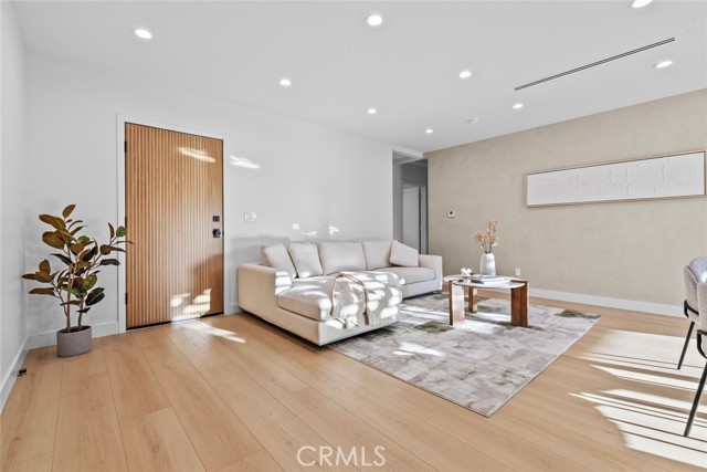 Detail Gallery Image 8 of 47 For 3141 N Frederic, Burbank,  CA 91504 - 3 Beds | 2 Baths