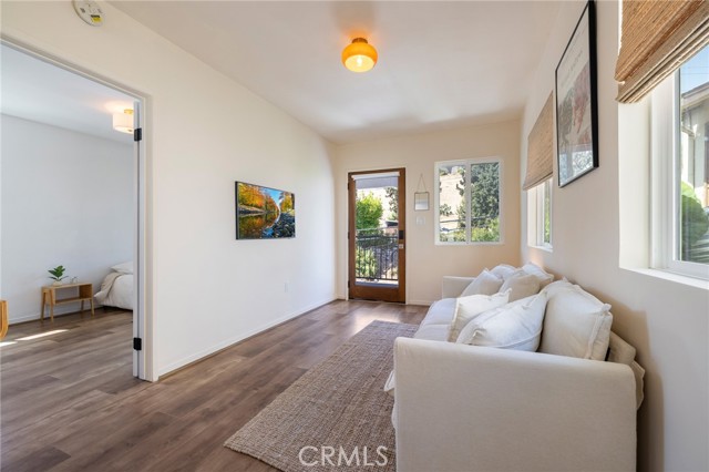 4142 Mercury Avenue, Los Angeles CA: https://media.crmls.org/medias/80768ae7-931e-4c2e-bd1f-f591743b16cf.jpg