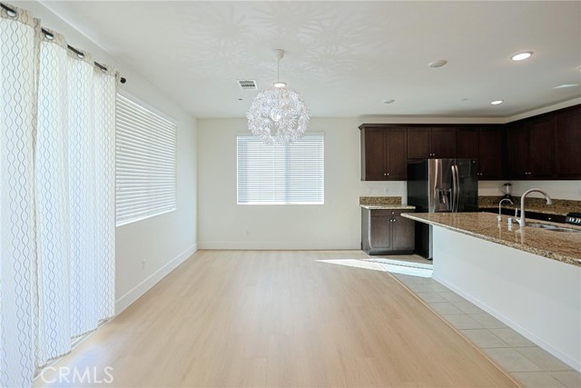 Detail Gallery Image 14 of 45 For 1461 Pluto Ct, Beaumont,  CA 92223 - 4 Beds | 3 Baths