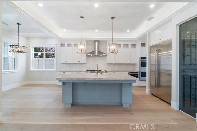 617 36th Street, Manhattan Beach, California 90266, 6 Bedrooms Bedrooms, ,6 BathroomsBathrooms,Residential,Sold,36th,SB22005152