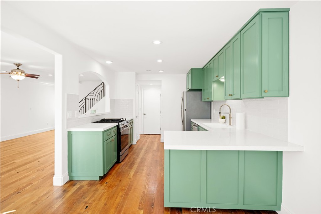 MLS #OC25236471 image #19