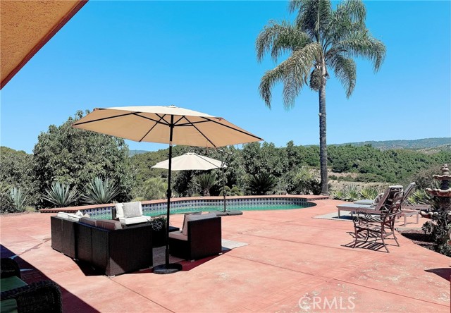 23192 De Anza Road, Temecula CA: https://media.crmls.org/medias/8077f67c-ad7f-4bd9-a640-96dc2369d0d1.jpg