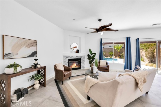 Detail Gallery Image 3 of 47 For 3773 Mission Peak, Palm Springs,  CA 92262 - 2 Beds | 2 Baths