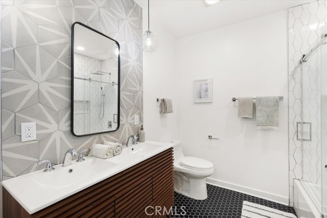 Detail Gallery Image 26 of 38 For 2618 Graham Ave, Redondo Beach,  CA 90278 - 4 Beds | 2/1 Baths