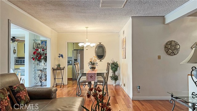 Detail Gallery Image 15 of 59 For 7115 Park Manor Ave, North Hollywood,  CA 91605 - 4 Beds | 2 Baths