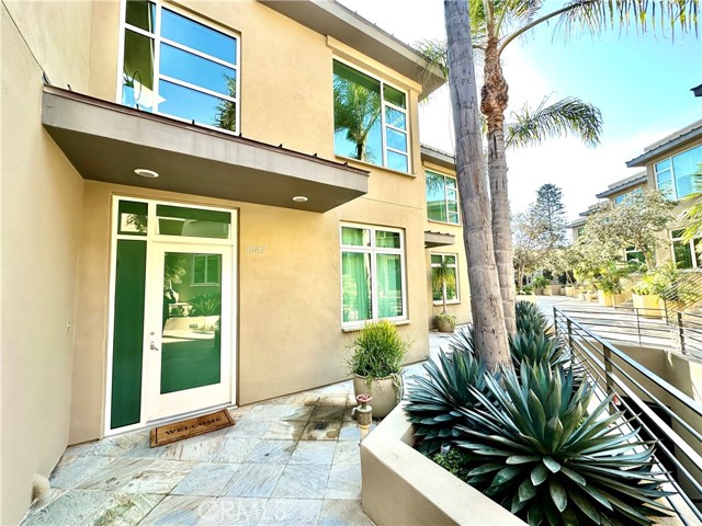 Detail Gallery Image 3 of 20 For 1547 N Coast, Laguna Beach,  CA 92651 - 2 Beds | 2 Baths
