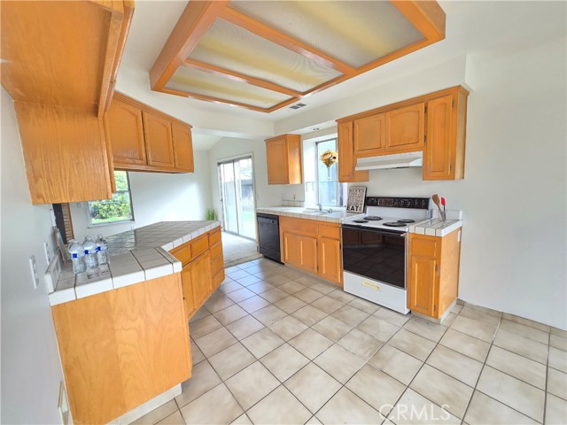 Detail Gallery Image 8 of 23 For 935 Doe, Merced,  CA 95340 - 3 Beds | 2 Baths