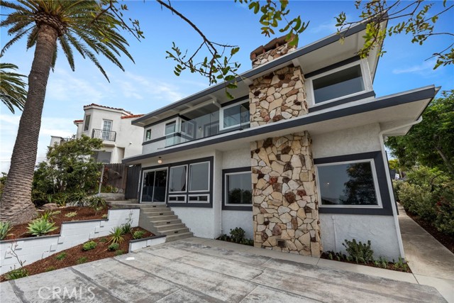 Detail Gallery Image 3 of 29 For 7512 Rindge Ave, Playa Del Rey,  CA 90293 - 3 Beds | 3 Baths