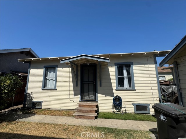 Detail Gallery Image 5 of 15 For 1107 Mahanna Ave, Long Beach,  CA 90813 - – Beds | – Baths