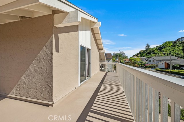 Detail Gallery Image 25 of 48 For 5497 Coral Reef Avenue, La Jolla,  CA 92037 - 5 Beds | 3 Baths