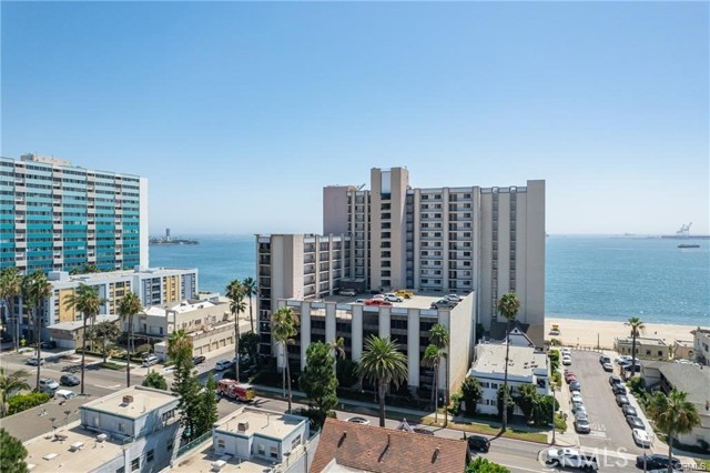 Detail Gallery Image 4 of 29 For 1750 E Ocean Bld #603,  Long Beach,  CA 90802 - 1 Beds | 1 Baths