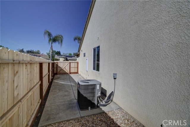 Detail Gallery Image 26 of 47 For 3350 Buckingham, Clovis,  CA 93619 - 4 Beds | 2/1 Baths