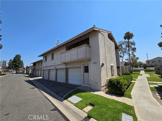 Detail Gallery Image 15 of 17 For 1227 N Kraemer Bld #8,  Placentia,  CA 92870 - 2 Beds | 1 Baths